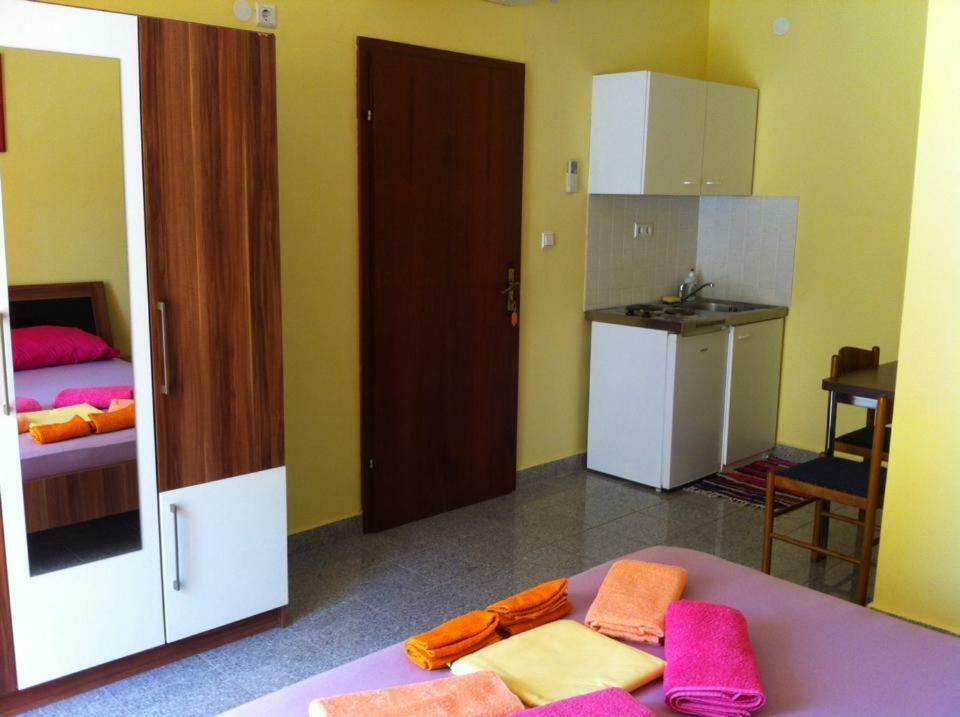 Triglav Studio Apartments 2 Punat Eksteriør billede